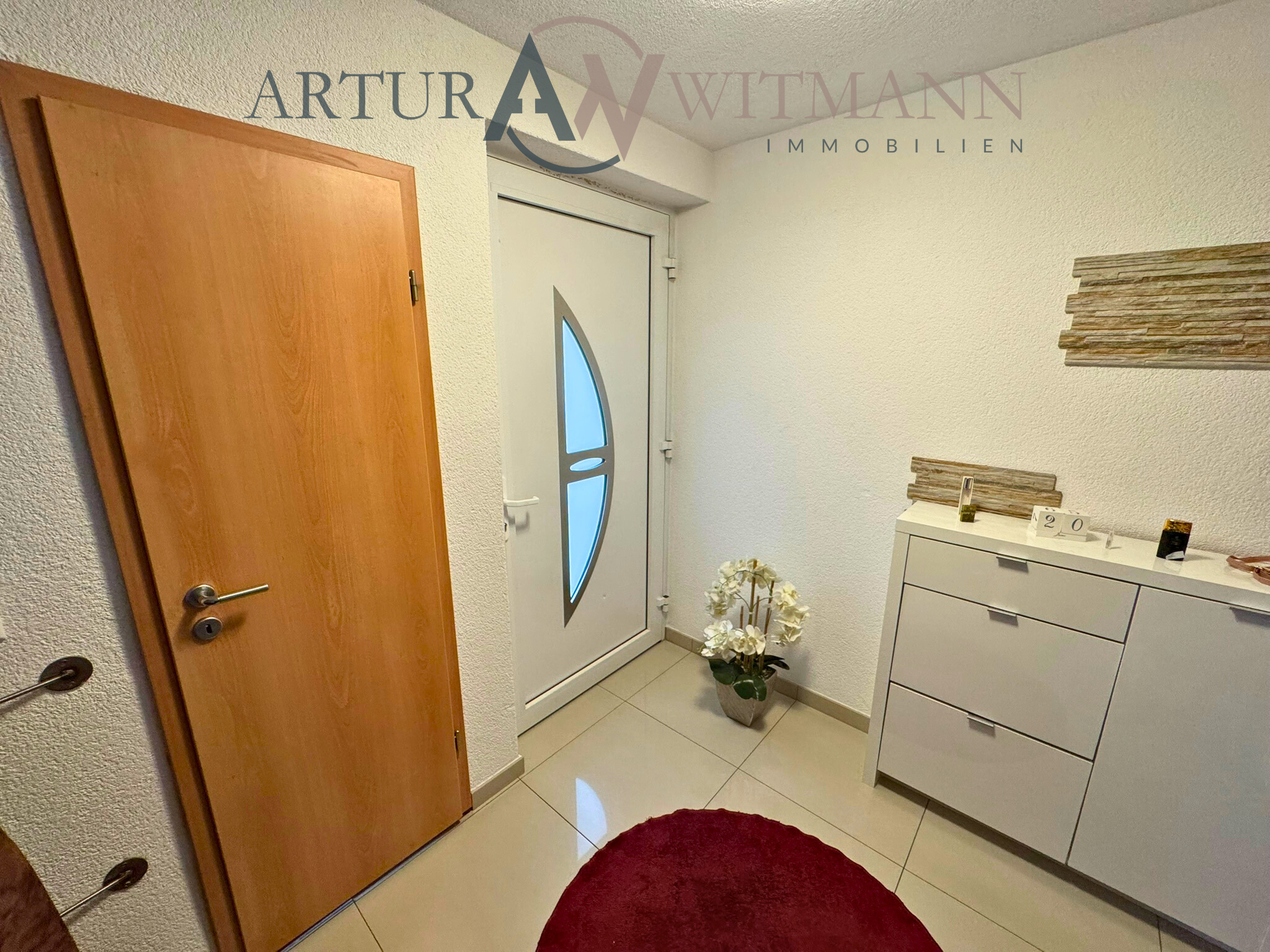 Platz für alle – großzügiges Familienhaus in zentraler, ruhiger Lage