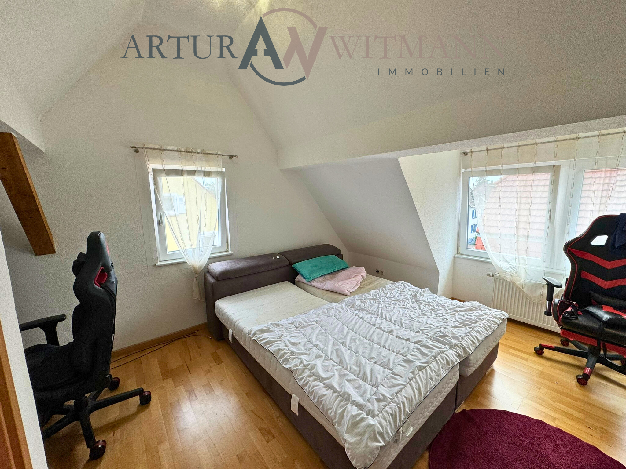 Platz für alle – großzügiges Familienhaus in zentraler, ruhiger Lage