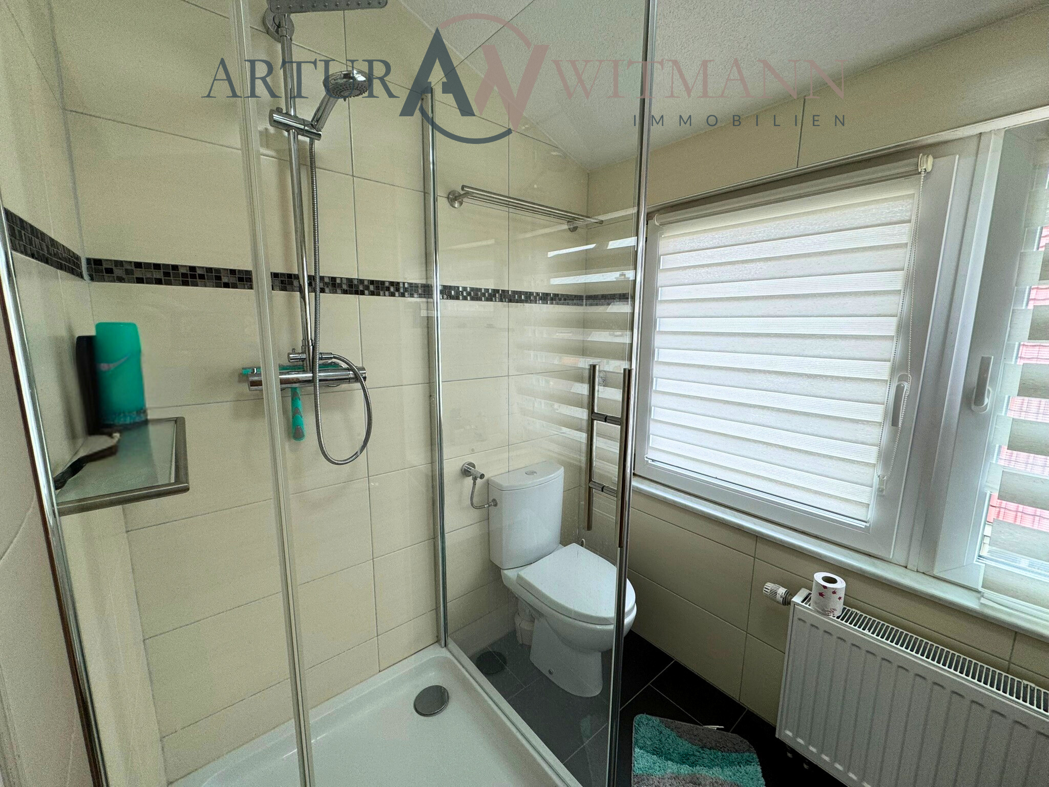 Platz für alle – großzügiges Familienhaus in zentraler, ruhiger Lage