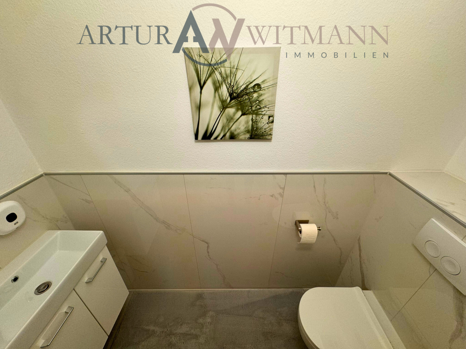 Charmante Maisonette-Wohnung mit Kamin, Einbauküche, Garage und Garten