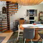 Charmante Maisonette-Wohnung mit Kamin, Einbauküche, Garage und Garten