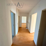 Bezugsfreie 3,5-Zimmer-Wohnung mit Aufzug, Kellerraum & Garagenplatz