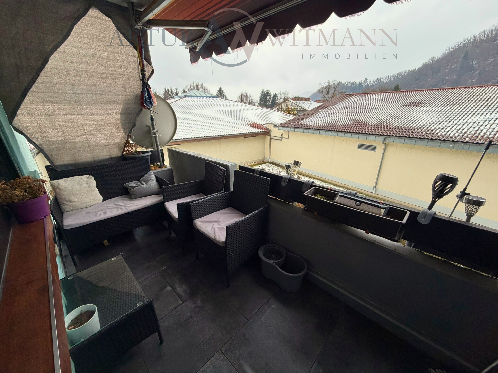 3-Zimmer-Wohnung mit Südbalkon & TG-Stellplatz in zentraler Lage von Zell a. H.