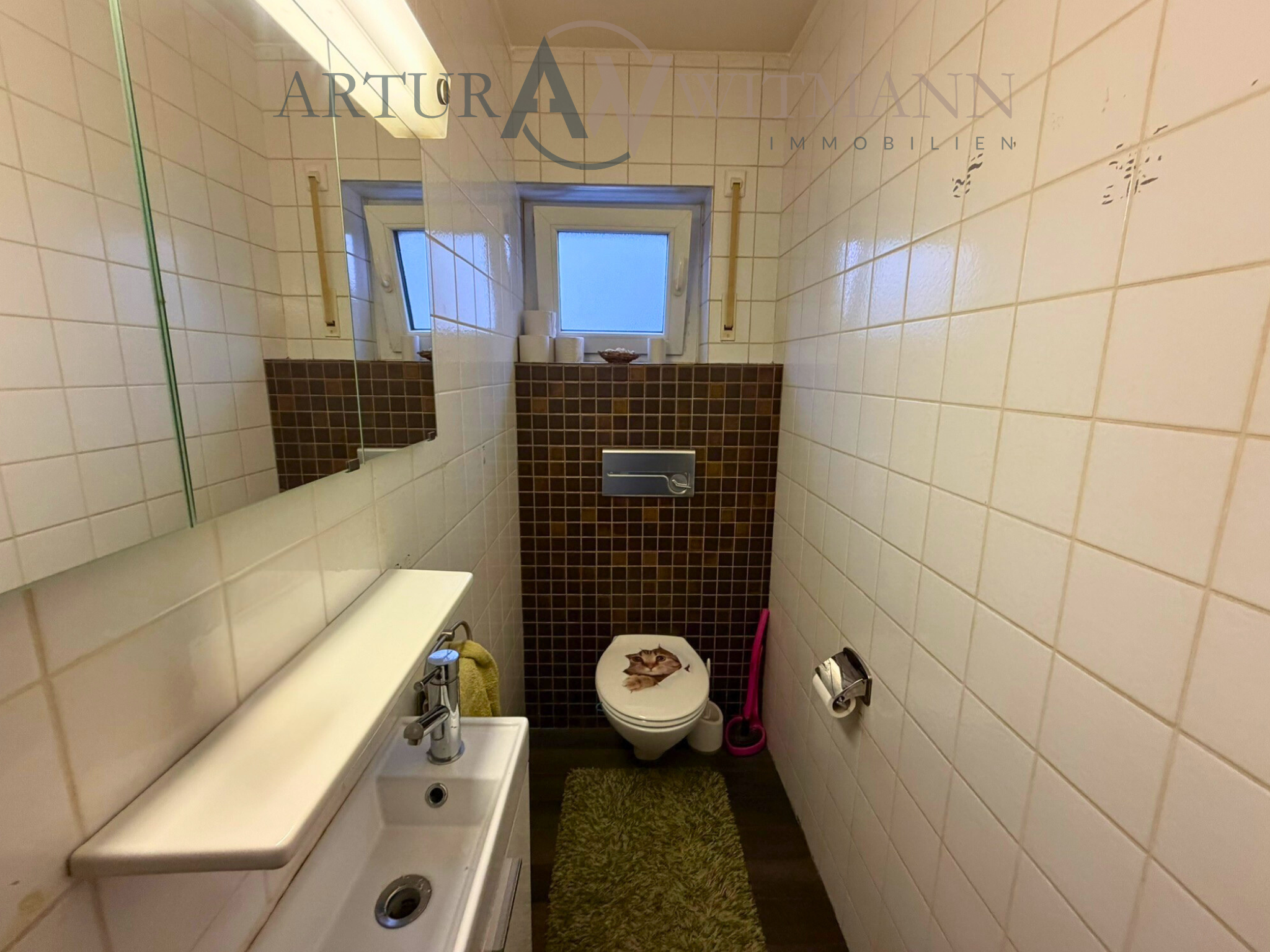 Zentrale 3-Zimmer-Wohnung mit Südbalkon & TG