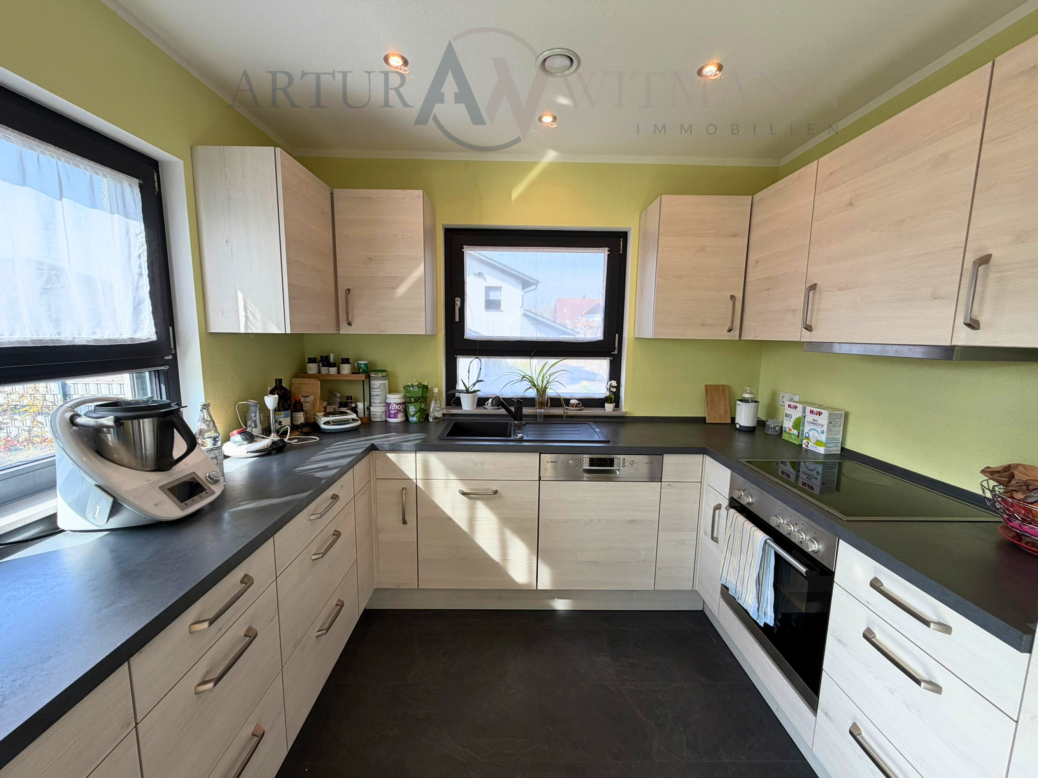 Selten am Markt: Einfamilienhaus mit Einliegerwohnung + extra Einheit | Baujahr 2017