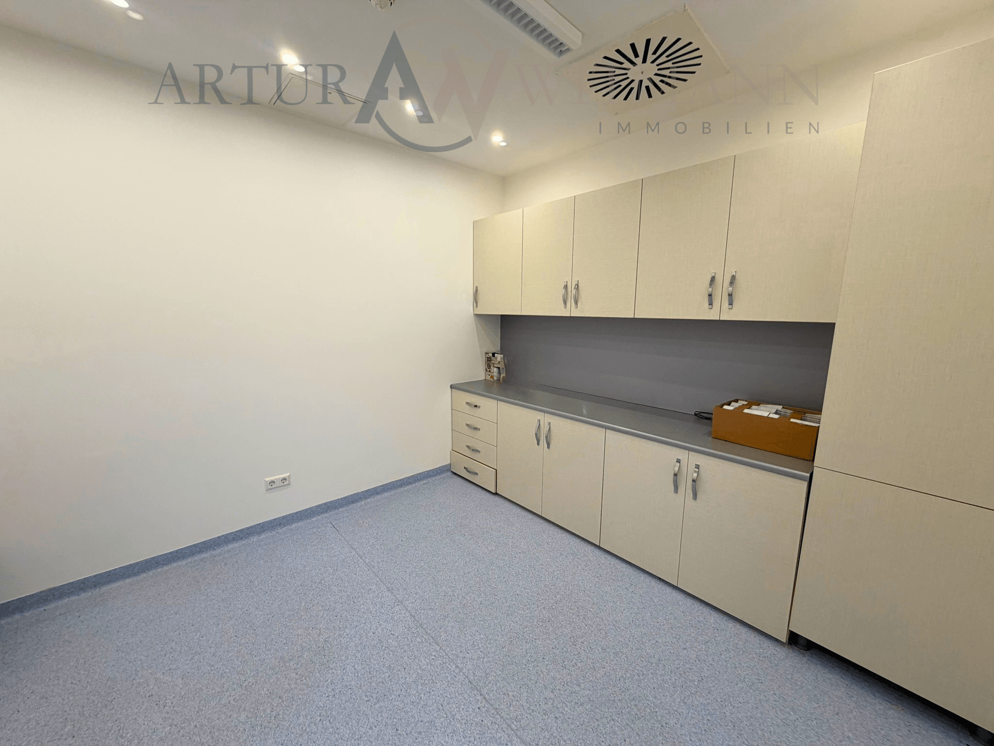 Erstbezug | Moderne Praxis-/Gewerbefläche im Gesundheitsbereich | EG | ca. 190 m² | Lahr